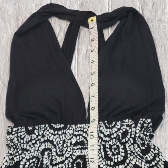 Pretty Good vintage Y2K halter V neck black white geometric circles size small - Picture 10 of 10